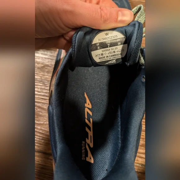 Women's Altra Torin 7 Low Mileage Running Shoe - Picture 6 of 8